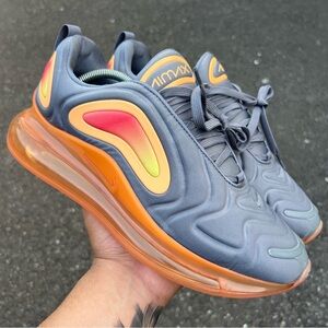 Nike Air Max 720 Gunsmoke Fuel Orange Men’s Size 10.5 AO2924-006